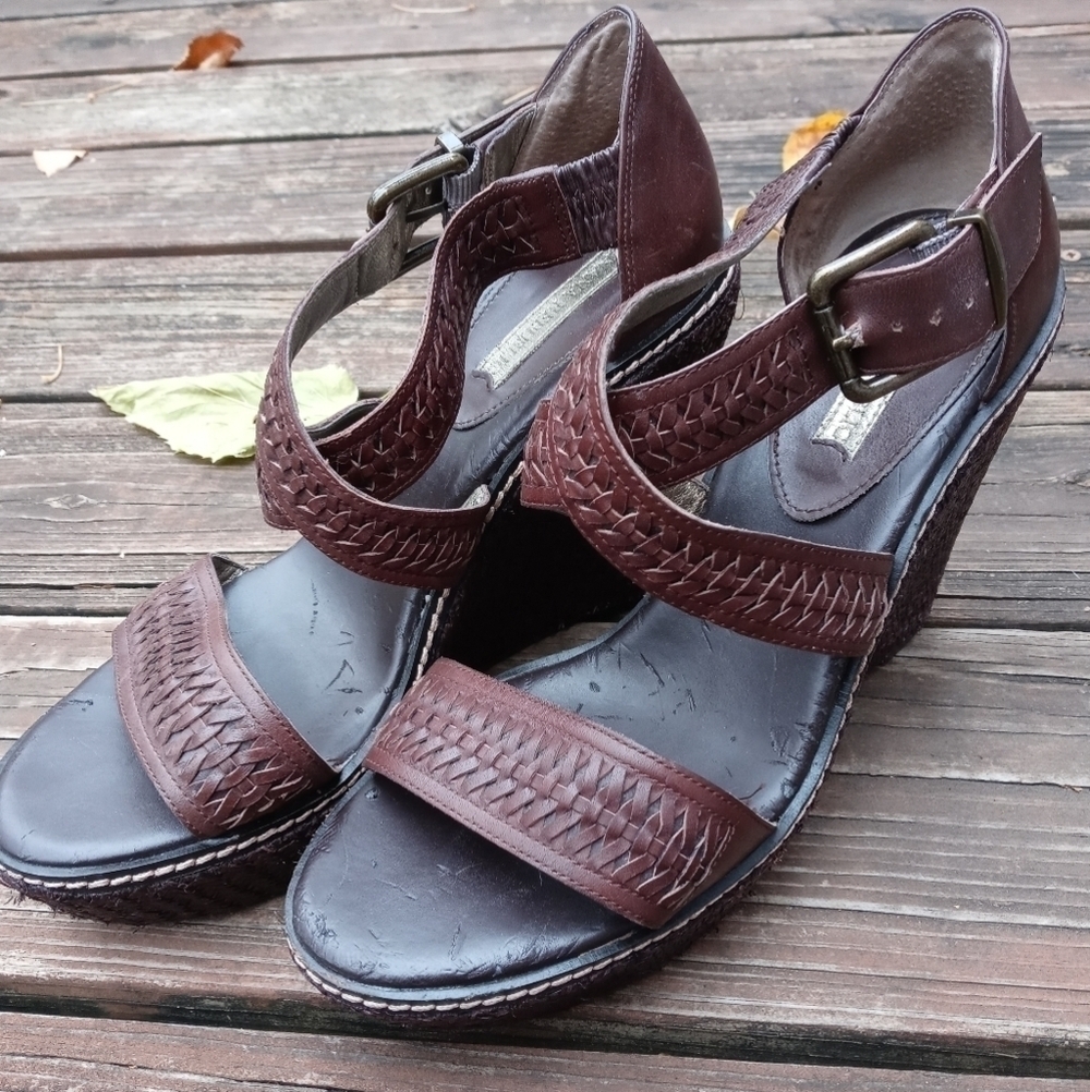 BANANA REPUBLIC women's Brown Leather Woven 5" Wedge Platform Sandals Heels 10.